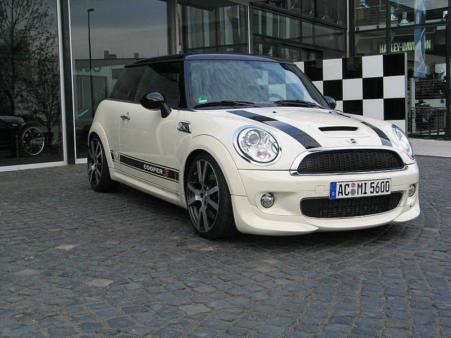  Mini Cooper R56 by AC Schnitzer 2009 года  (фото 4 из 6)